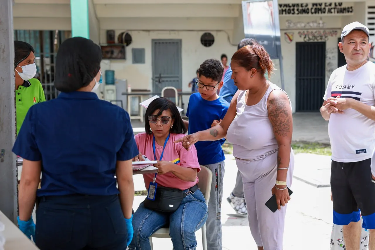 Con albergue, salud y alimentación, el Gobierno Bolivariano dignifica la atención de familias en El Paraíso 7 Con albergue salud y alimentacion el Gobierno Bolivariano dignifica la atencion de familias en El Paraiso 10