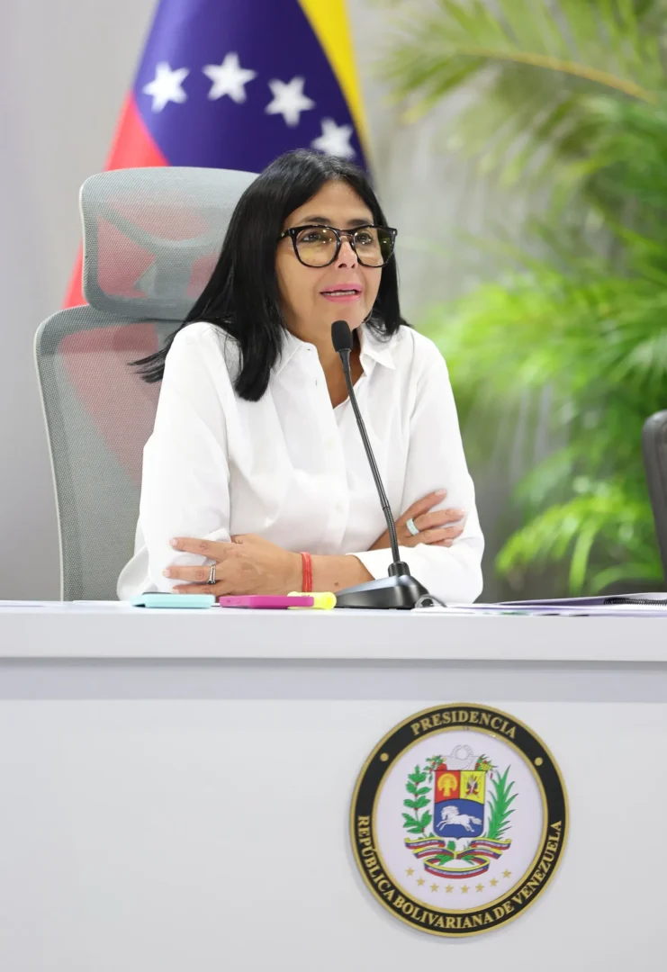 Presidenta E Delcy Rodriguez dirige reunion virtual con los 87 campamentos transitorios del pais