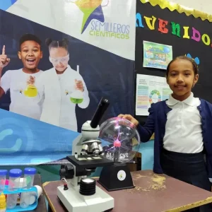 Anzoátegui Semilleros científicos exploraron el fascinante mundo de la química y la física (1)