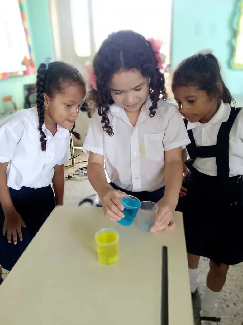 Estudiantes despiertan vocaciones cientificas en Cojedes 2