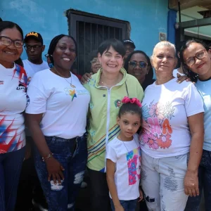 Instalada Sala del Sistema de Gobierno Popular de la comuna Josefa Martínez en Caraballeda 5 Instalada Sala del Sistema de Gobierno Popular de la comuna Josefa Martínez en Caraballeda (5)