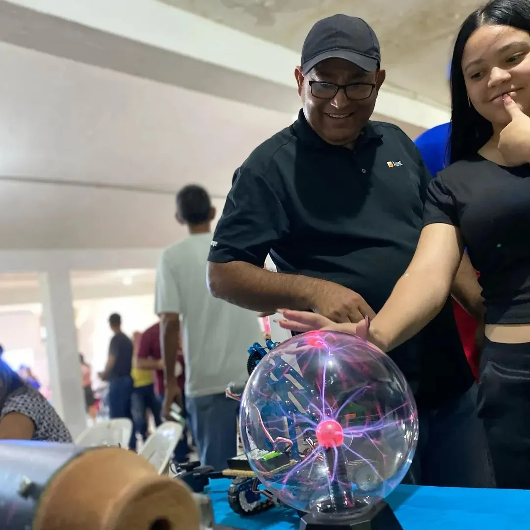 Realizan jornada de divulgacion cientifica y tecnologica en la Comuna Teresita de Alfonzo en Anzoategui 2