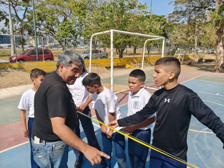 Celebración del Día Internacional de las Matemáticas con el ejercicio “Descubriendo el número π” 14 5091529171171127660_11zon