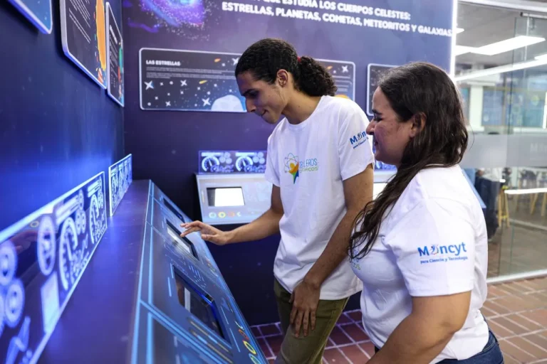 Anzoátegui cuenta con Centro Didáctico para la Enseñanza de las Ciencias 8 4922908364288143414_11zon
