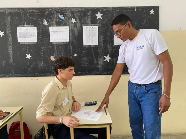 Estudiantes de Aragua listos para II fase de la Olimpiada Venezolana de Astronomía 2025 6 4940476945192300666_11zon