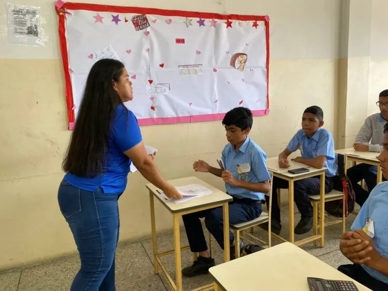Estudiantes de Aragua listos para II fase de la Olimpiada Venezolana de Astronomía 2025 7 4940476945192300667_11zon