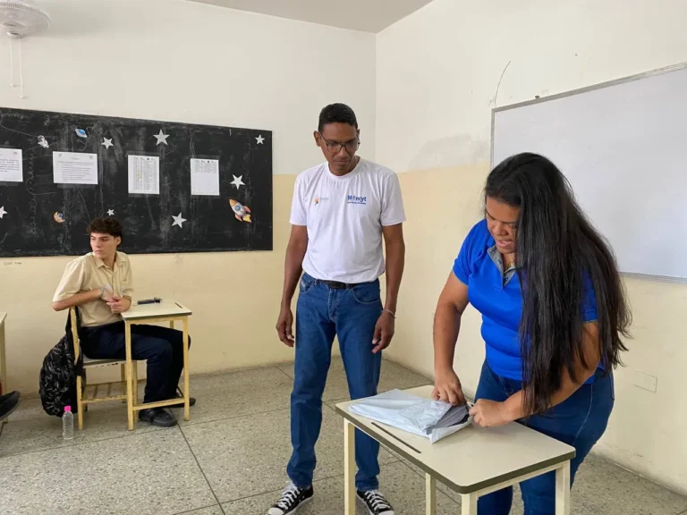 Estudiantes de Aragua listos para II fase de la Olimpiada Venezolana de Astronomía 2025 3 4940476945192300675_11zon