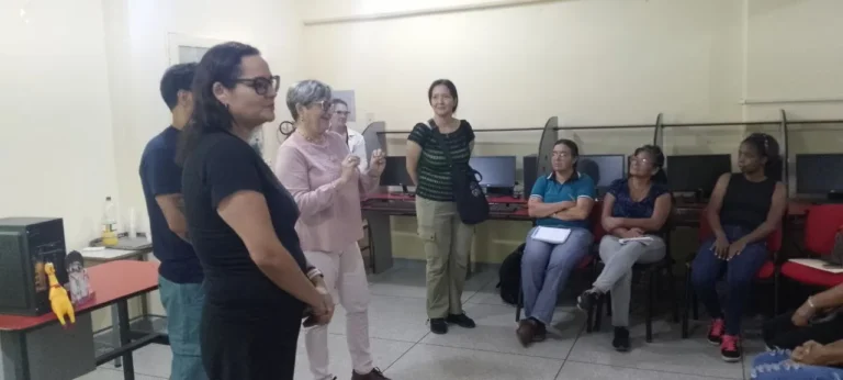 El Polo va a la Escuela despierta el interés científico de más de 900 jóvenes en Caucagüita 8 4940629798783398161_11zon