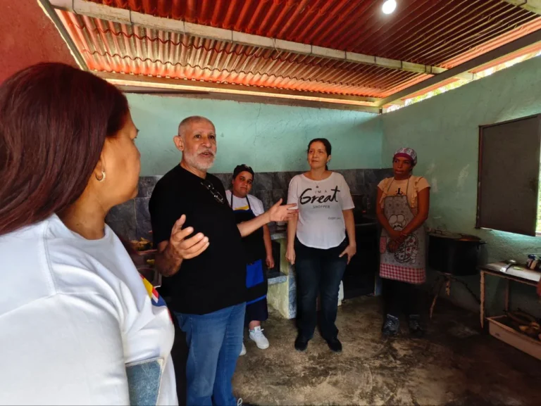 El Polo va a la Escuela despierta el interés científico de más de 900 jóvenes en Caucagüita 17 4962978562323885632_53_11zon