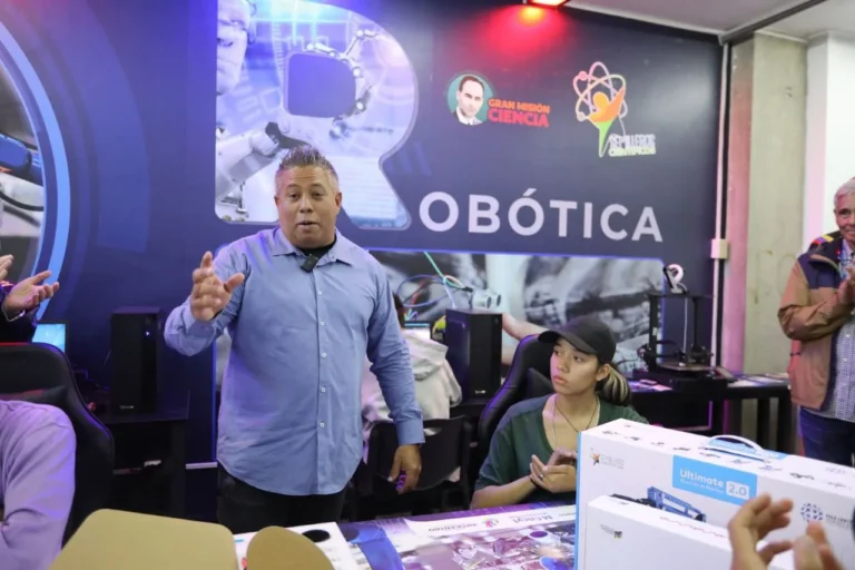 Miranda | Gobierno Nacional inaugura Mega Núcleo de Robótica Educativa para beneficio de más de 3 mil jóvenes 1 robotica