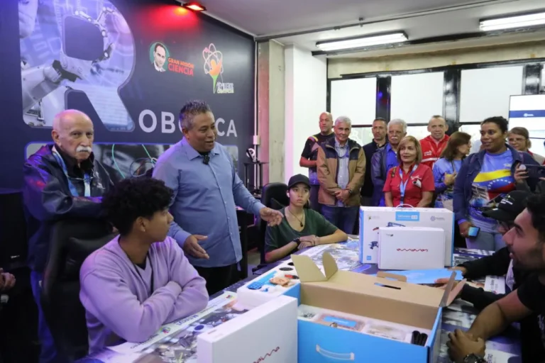 Miranda | Gobierno Nacional inaugura Mega Núcleo de Robótica Educativa para beneficio de más de 3 mil jóvenes 3 robotica