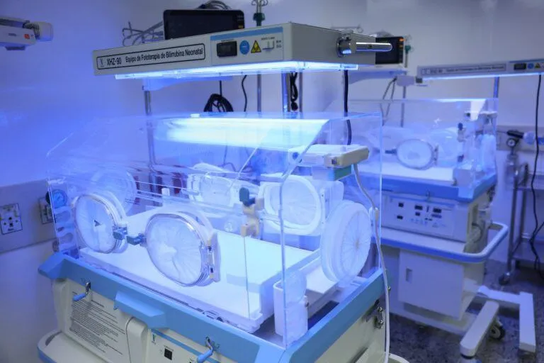 Gobierno venezolano entrega modernizado Materno Infantil del Este a la comunidad de Petare 9 Presidente Maduro entrega Hospital Materno Infantil Dr. Joel Valencia Parparcén en Petare