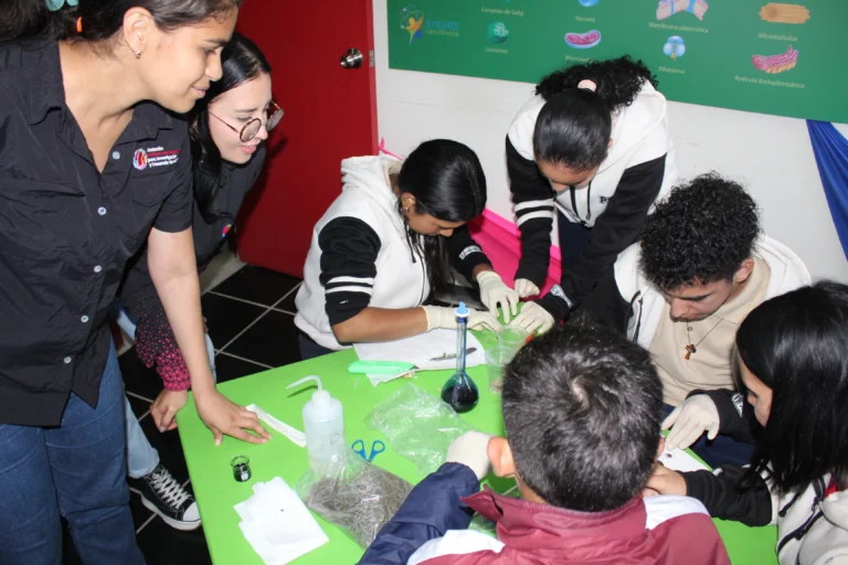 Visita de los ganadores de las olimpiadas (14)_7_11zon