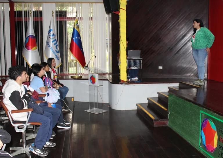 Visita de los ganadores de las olimpiadas (34)_27_11zon