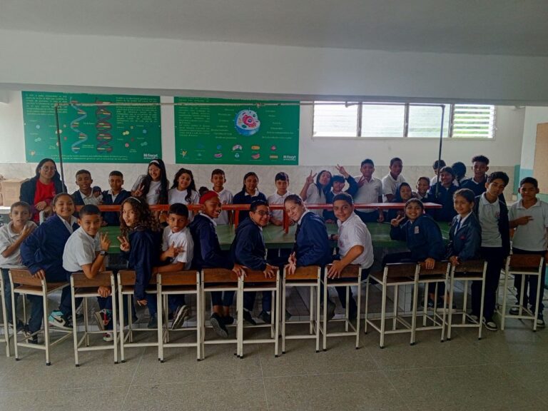 Polo va a la Escuela continua llevando ciencia y tecnología a Caucagüita 5 U.E.P Padre Joaquín López, Fe y Alegría (27)
