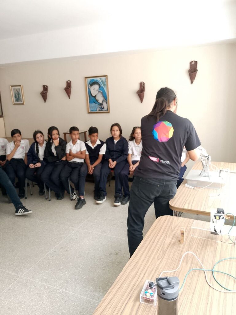 Polo va a la Escuela continua llevando ciencia y tecnología a Caucagüita 2 U.E.P Padre Joaquín López, Fe y Alegría (30)
