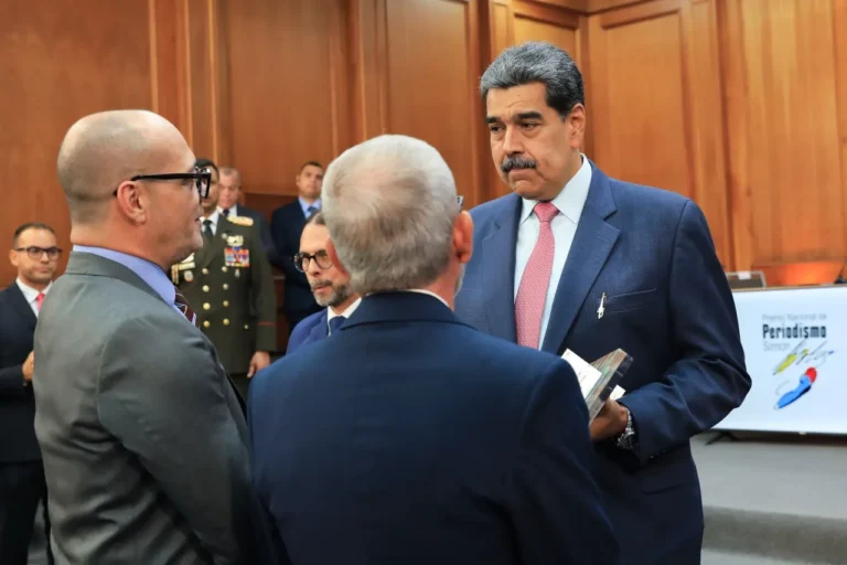 Vida y obra de Humberto Fernández-Morán es reconocida con el Premio Nacional del Periodismo Simón Bolívar 2025