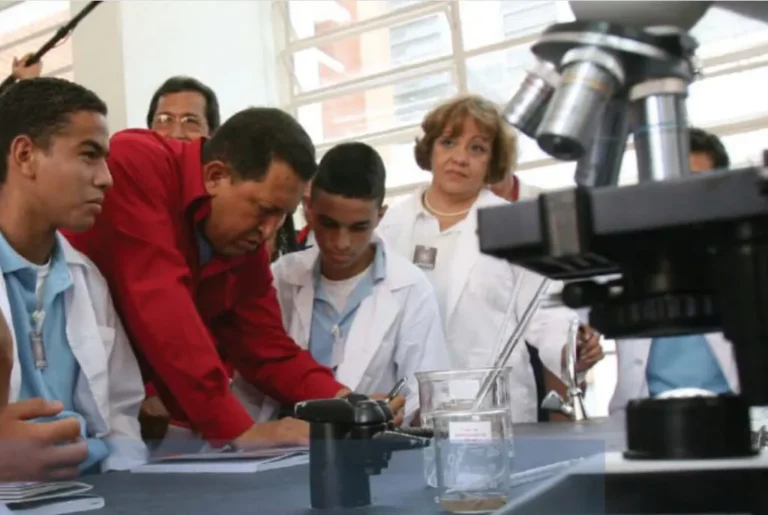 71 años del comandante Chávez su legado científico (3)