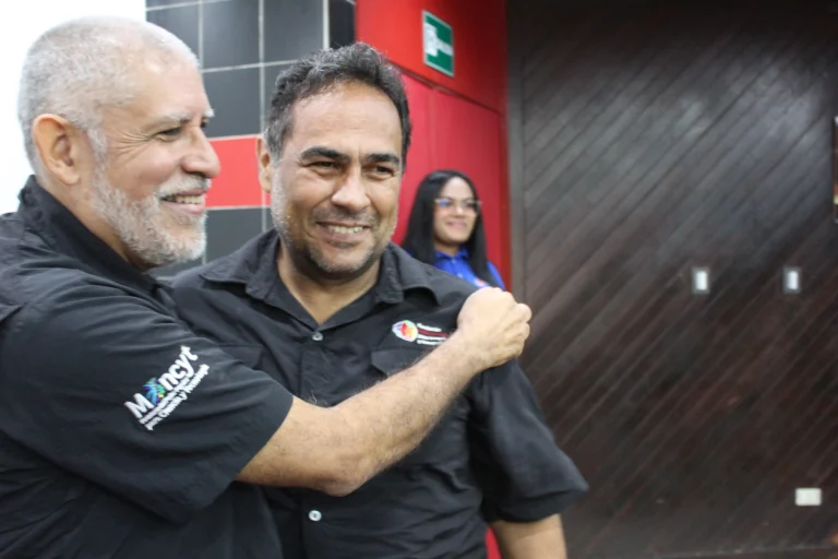 entrega de reconocimiento (8)
