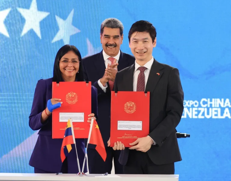 Venezuela y China firman tres nuevos acuerdos de cooperación