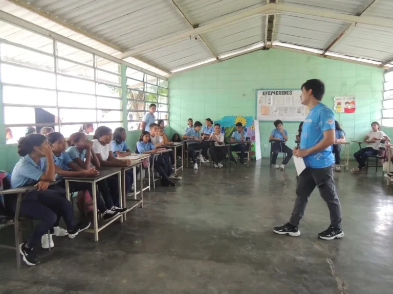 Semilleros científicos de Yaracuy exploran sobre astronomía y ciencias naturales