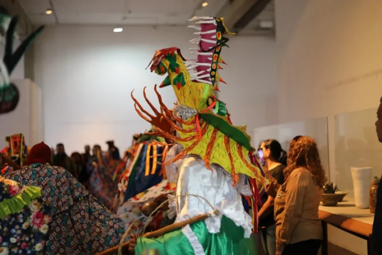 Venezuela celebra la literatura y la ciencia en la Feria Internacional del Libro 2025