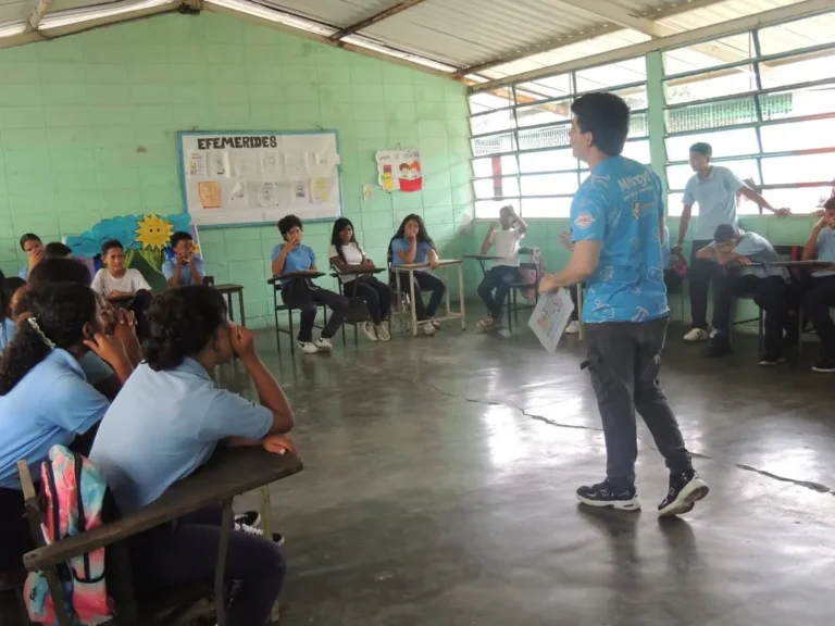 Semilleros científicos de Yaracuy exploran sobre astronomía y ciencias naturales