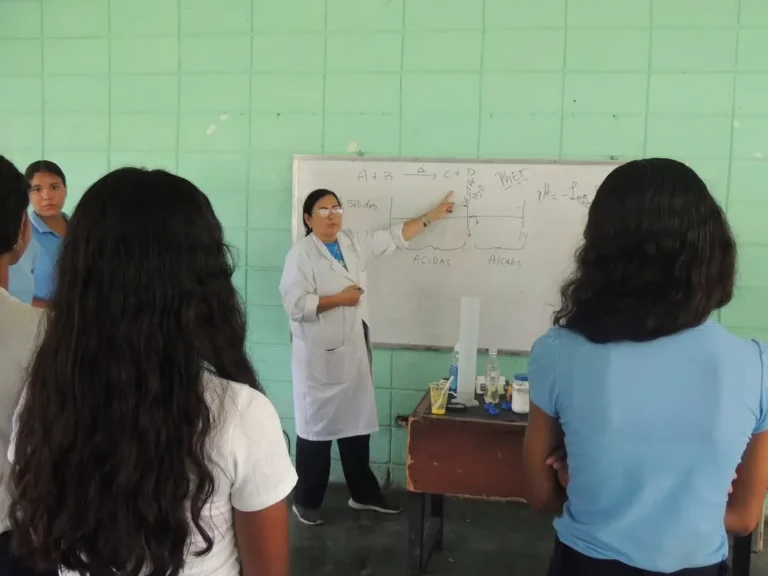Semilleros científicos de Yaracuy exploran sobre astronomía y ciencias naturales