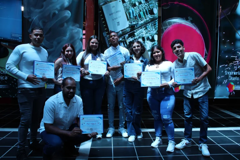 Estudiantes de química de la UNETRANS presentan sus informes finales de pasantías en auditorio de la FIIIDT 15 unetrans pasantias (1)