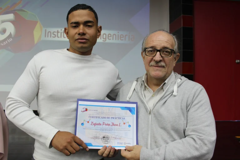 Estudiantes de química de la UNETRANS presentan sus informes finales de pasantías en auditorio de la FIIIDT 8 unetrans pasantias (10)