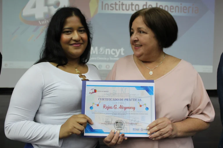 Estudiantes de química de la UNETRANS presentan sus informes finales de pasantías en auditorio de la FIIIDT 5 unetrans pasantias (13)