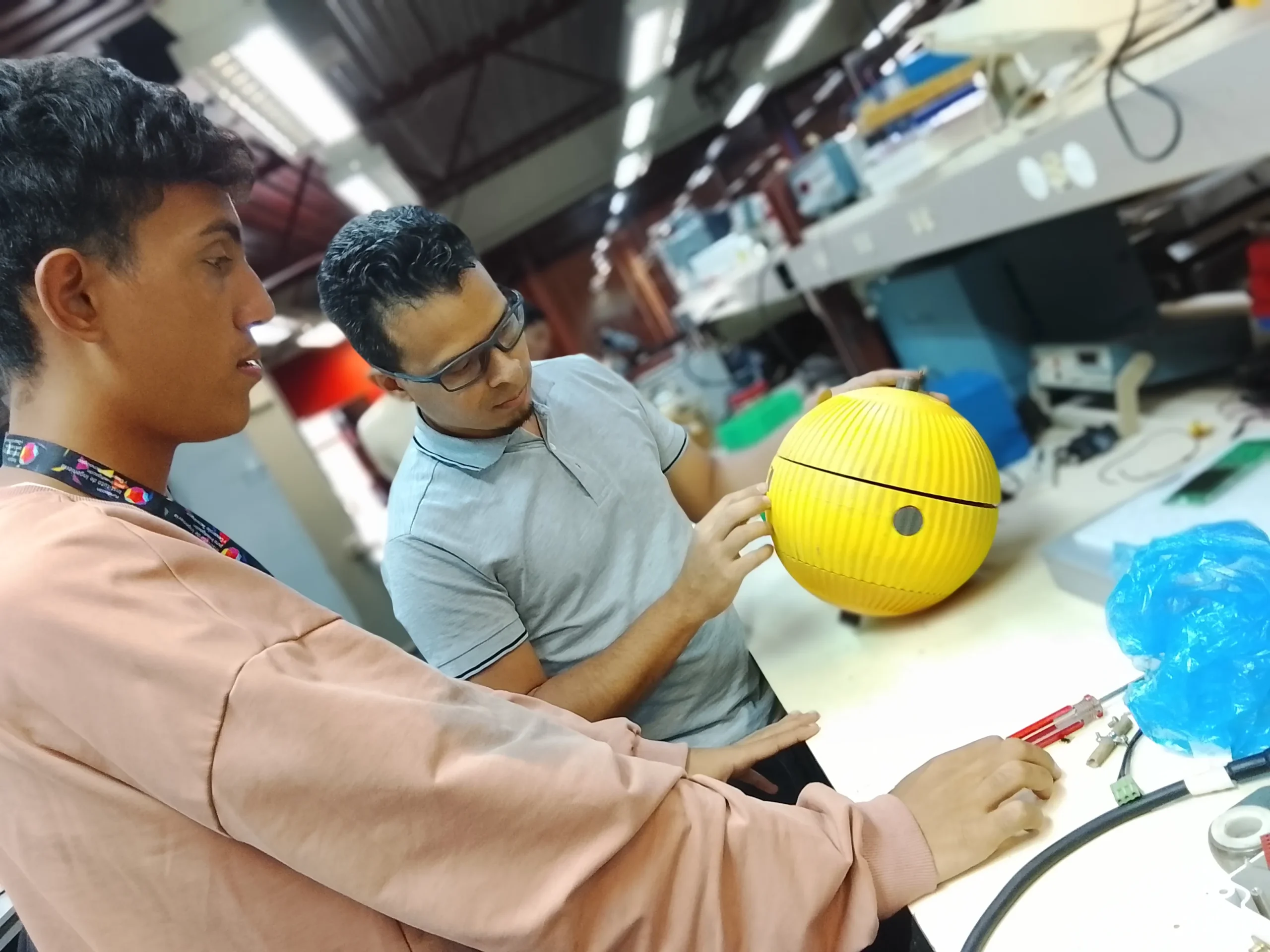 Ojos del Instituto de Ingenieria mantendran monitoreo en tiempo real de la situacion de las costas venezolanas 4 scaled