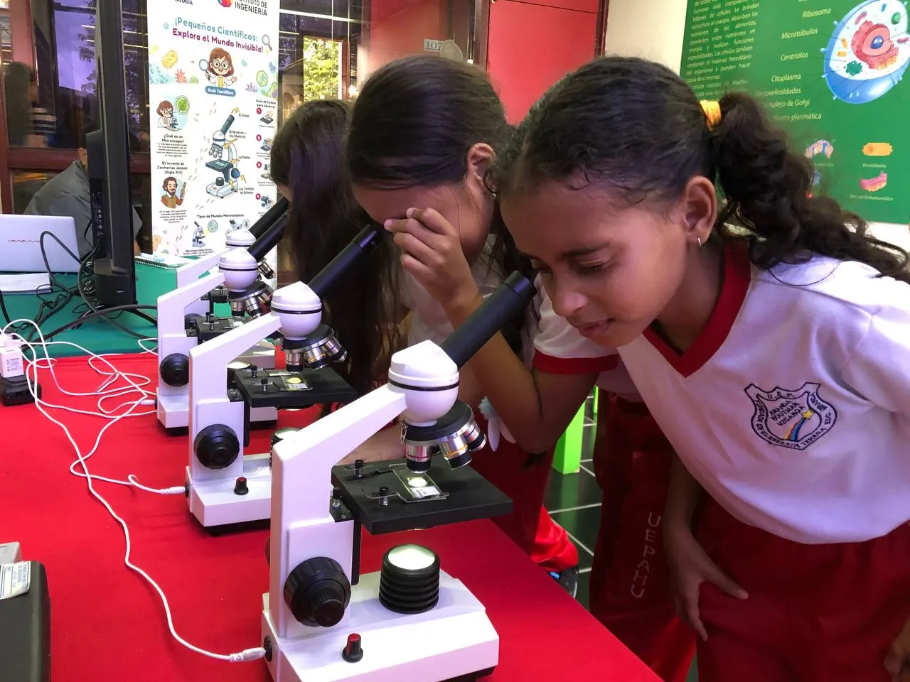 Fundación Instituto de Ingeniería 16 Jovenes de Miranda potencian sus habilidades roboticas y mecatronicas con la Ruta Cientifica 7