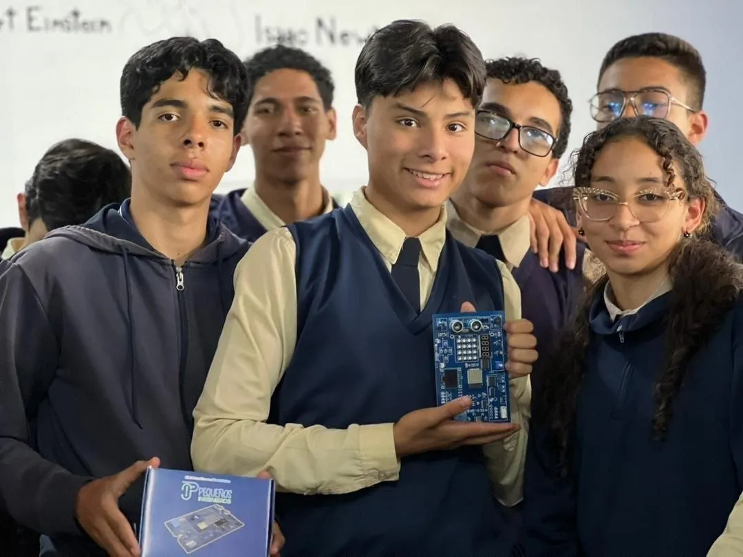 Programa Semilleros Cientificos impulsa la robotica y la electronica en escuelas tecnicas del pais 1