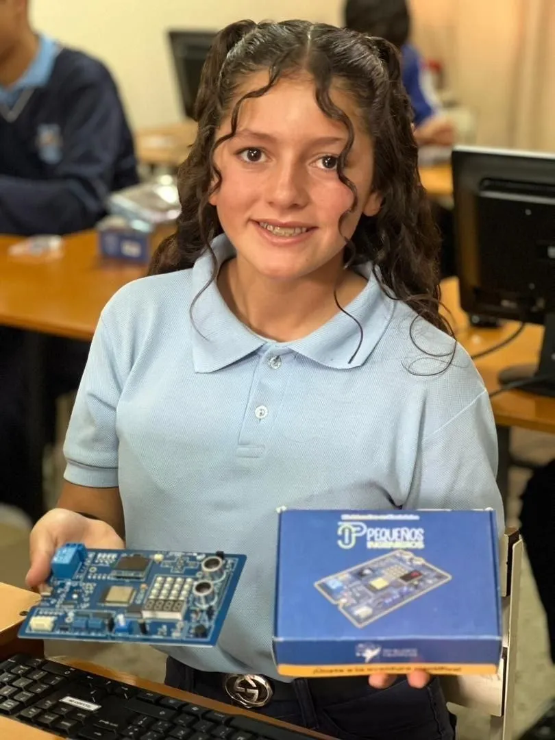 Programa Semilleros Cientificos impulsa la robotica y la electronica en escuelas tecnicas del pais 3