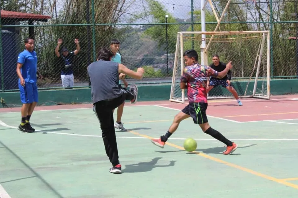¡Fuego en la cancha Instituto de Ingenieria celebro jornadas deportivas de infarto 5