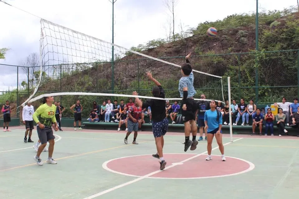 ¡Fuego en la cancha Instituto de Ingenieria celebro jornadas deportivas de infarto 6