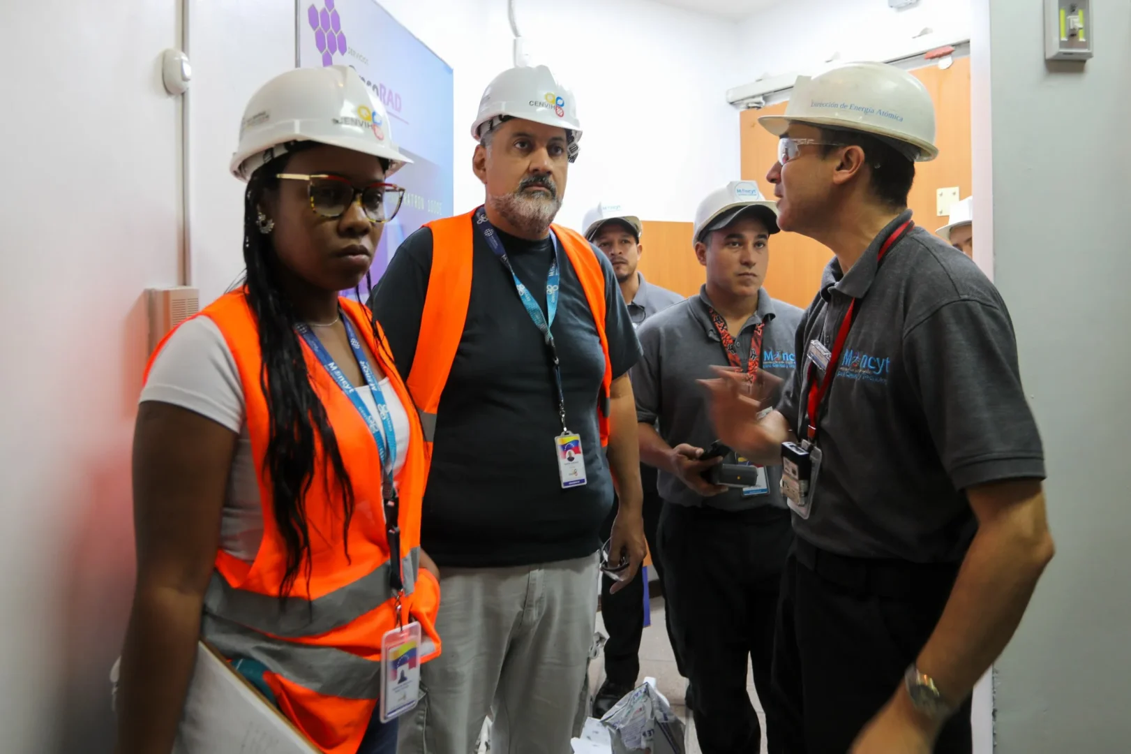 Comisión Presidencial e ingenieros del IVIC evalúan rutas de evacuación para fuentes radiactivas en Caracas 4 Comision Presidencial e ingenieros del IVIC evaluan rutas de evacuacion para fuentes radiactivas en Caracas 6