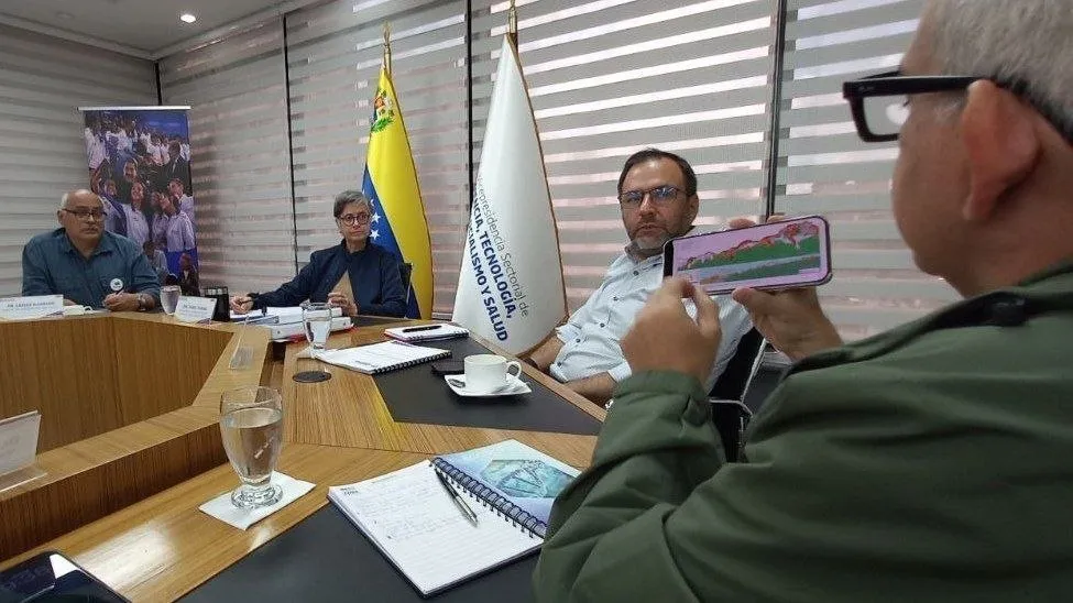 Gobierno Bolivariano activa Plan de Accion Especifico para el retorno paulatino a la normalidad en La Guaira 3