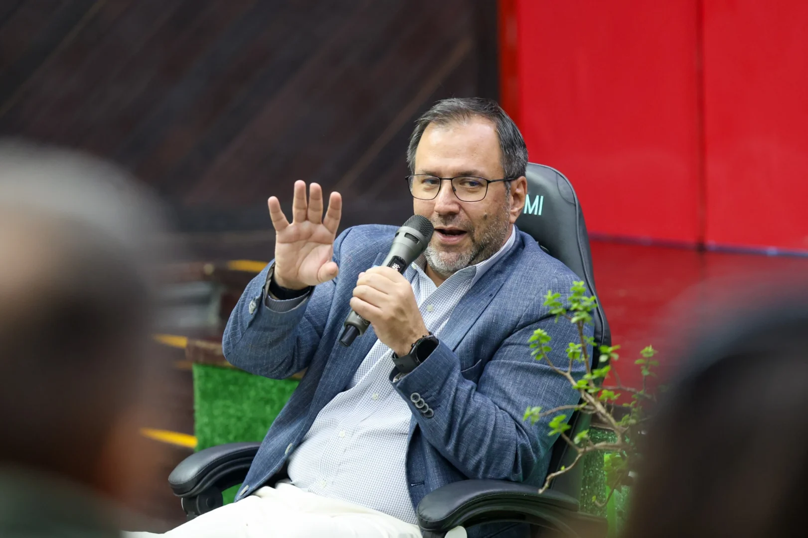 Ministro Yvan Gil encabeza primera reunion con trabajadores de la ciencia para fortalecer el sector 6