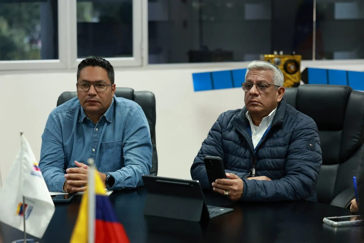 Universidad de las Ciencias Humberto Fernandez Moran evalua infraestructura y anuncia nuevas licenciaturas 3