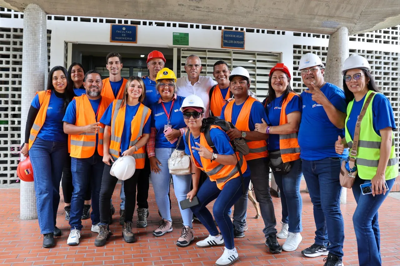 Comision Presidencial reconocio la labor de mas de 560 ingenieros desplegados tras eventos sismicos 4