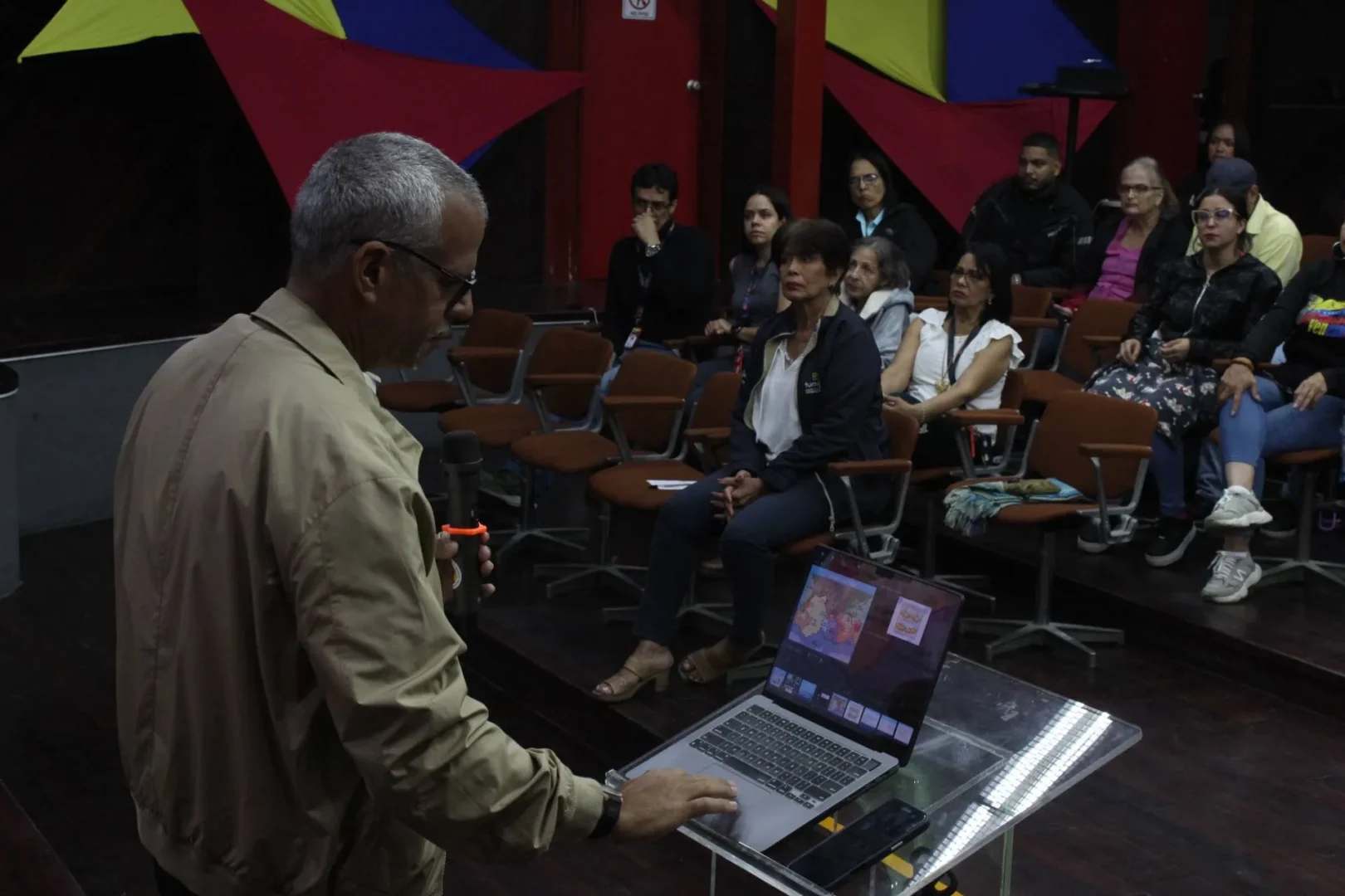 Instituto de Ingeniería activa formación para reducción de riesgo sísmico en Venezuela 7 Instituto de Ingenieria activa formacion para reduccion de riesgo sismico en Venezuela 4