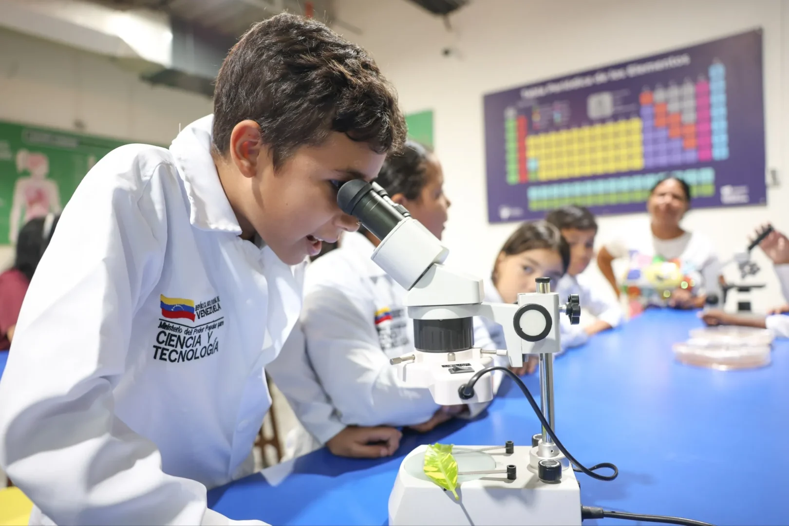 Inauguran nuevo Centro Didactico para la Ensenanza de las Ciencias en Catia La Mar 2