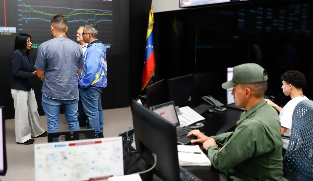 Presidenta encargada Delcy Rodríguez evalúa el Sistema Eléctrico Nacional desde el Centro Nacional de Despacho 2 Presidenta encargada Delcy Rodriguez evalua el Sistema Electrico Nacional desde el Centro Nacional de Despacho 1