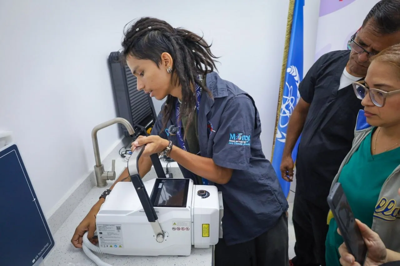 Ciudad Caribia fortalece su atención en salud pública con instalación de equipo de rayos x donado por el OIEA 2 Ciudad Caribia fortalece su atencion en salud publica con instalacion de equipo de rayos x donado por el OIEA 1